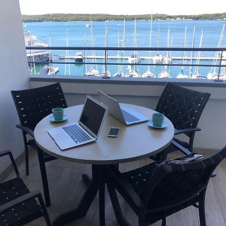 Pula Center Seaview Apartment Luaran gambar