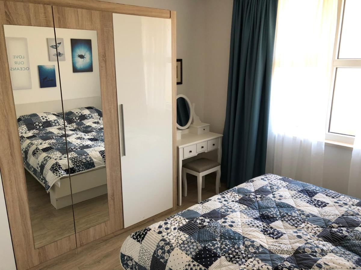 Pula Center Seaview Apartment Luaran gambar