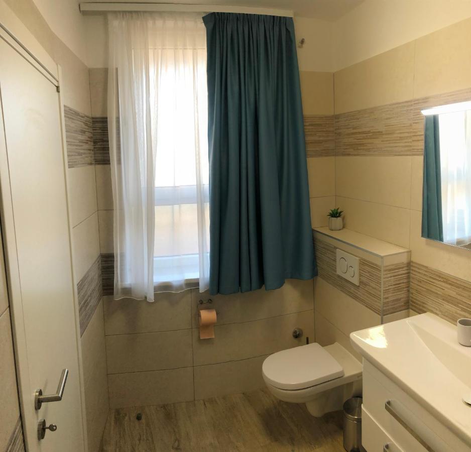 Pula Center Seaview Apartment Luaran gambar